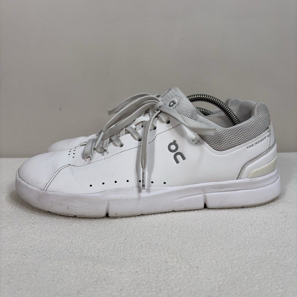 On The Roger Advantage Shoes Men's 10.5 White‎ Vegan Leather CloudTech Comfort
